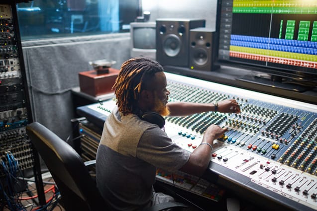 Jamaican English voice over studios